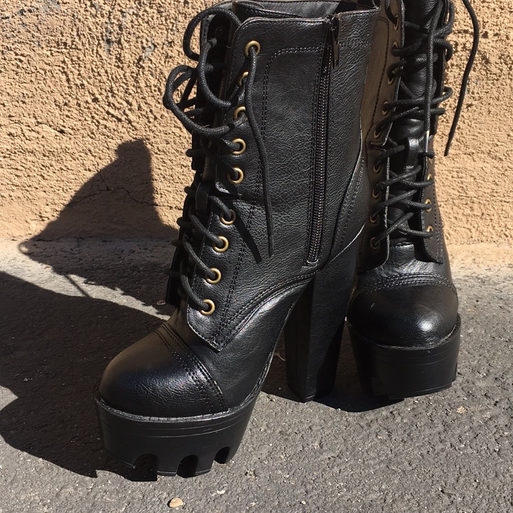 Heeled combat boots